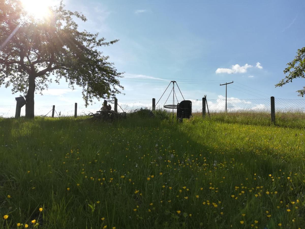 Fewo Haus Hutzelbuck in idyllisch-grüner Lage nähe AN Ansbach Exterior foto