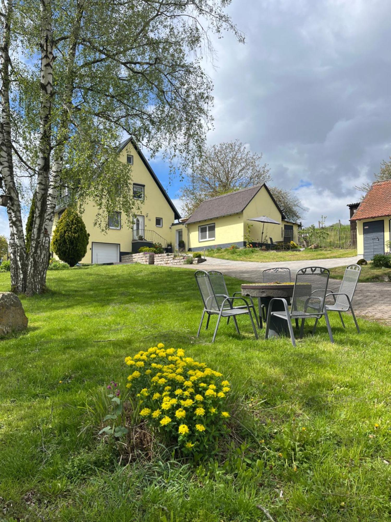 Fewo Haus Hutzelbuck in idyllisch-grüner Lage nähe AN Ansbach Exterior foto